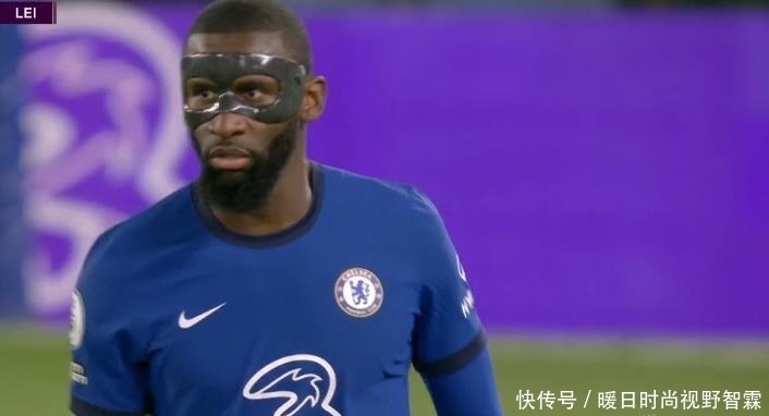 11月22日，在2025华润饮料中超联赛第30轮...（11月22日，2025赛季华润饮料中超联赛第30轮打响）