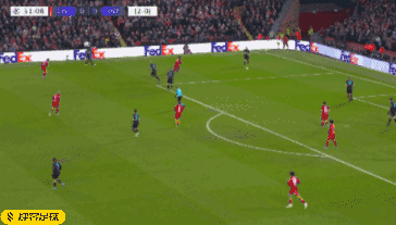 莫雷托：那不勒斯想在冬窗从罗马引进洛伦佐-佩莱格里尼（莫雷托：那不勒斯计划在冬窗向罗马求购洛伦佐-佩莱格里尼）