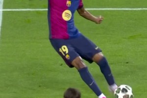 中超-莱昂纳多帽子戏法 上海海港3-2北京国安