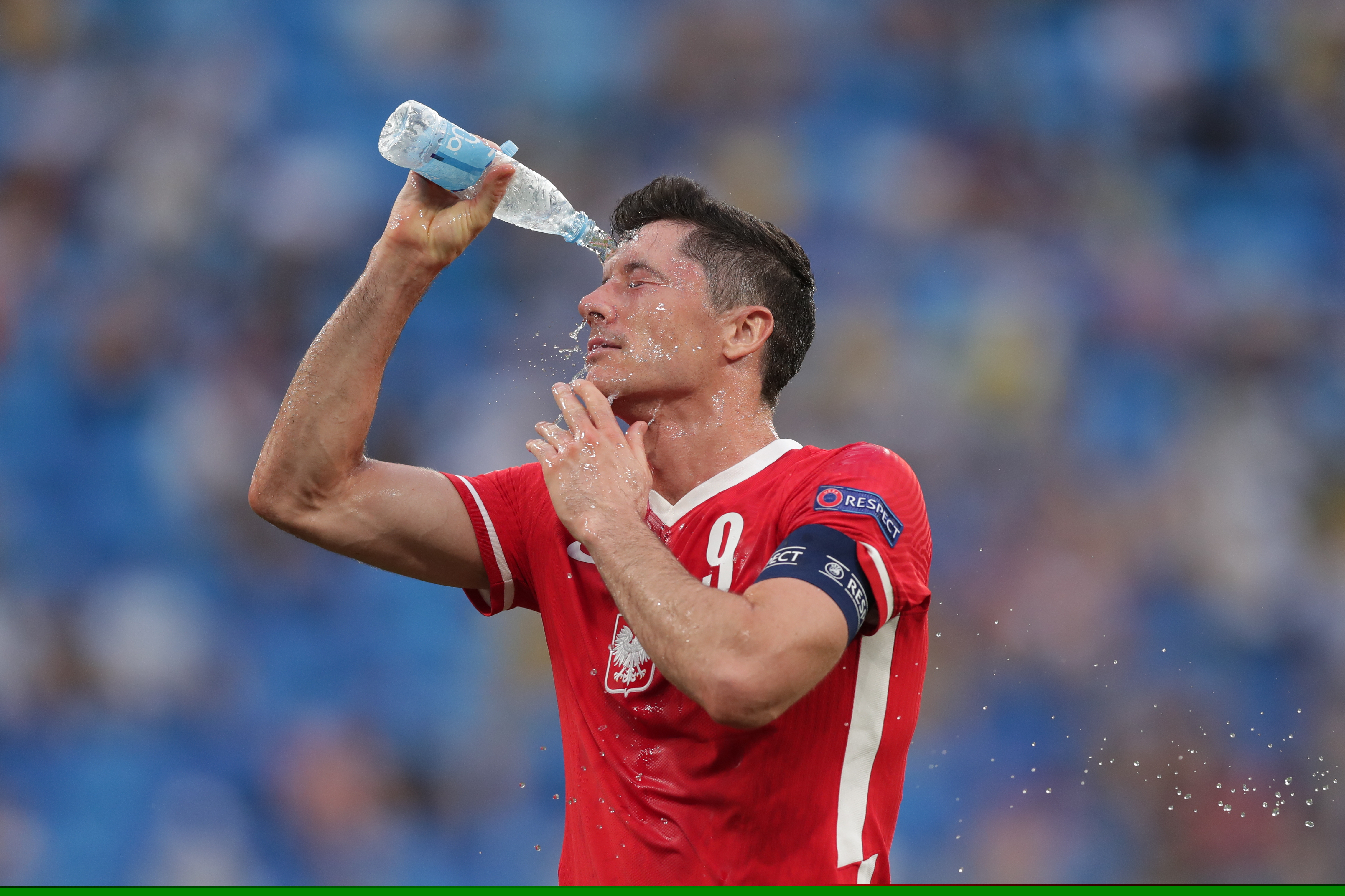 斯洛特：科纳特表现出色我不惊讶；索博的体能非常棒（斯洛特：科纳特神勇在意料之中，索博体能出众）