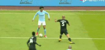 卡恩：如果卡尔延续良好状态，他在德国队站稳脚跟并不难（卡恩称卡尔若保持良好状态，坐稳德国队位置不成问题）