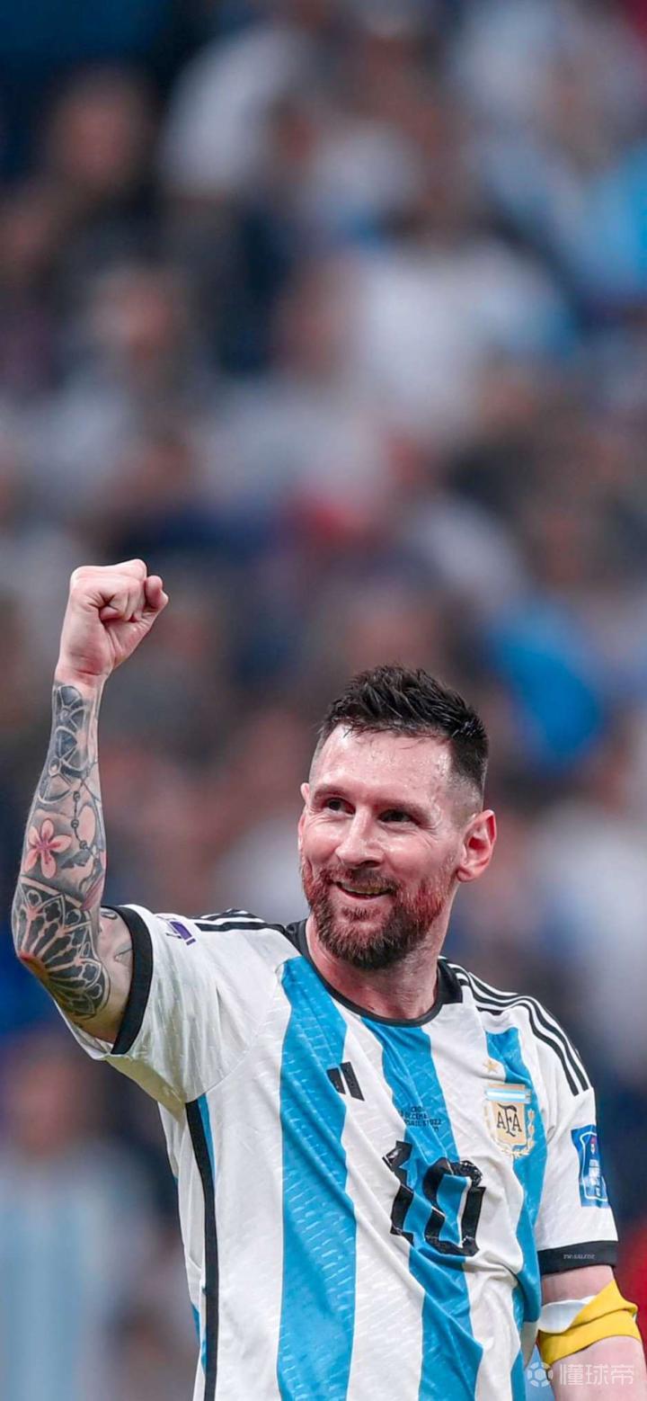 米体：米兰vs科莫的意甲联赛已经几乎不可能在珀斯举行（米体：米兰对科莫的意甲比赛基本无望在珀斯进行）