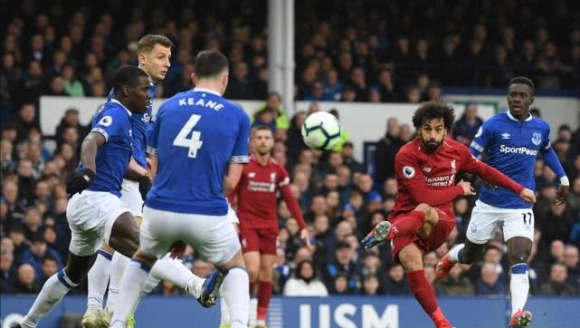 米体：尤文要求弗拉霍维奇大幅降薪留队，幅度可能接近一半（米体：尤文盼弗拉霍维奇留队，薪水或被腰斩）